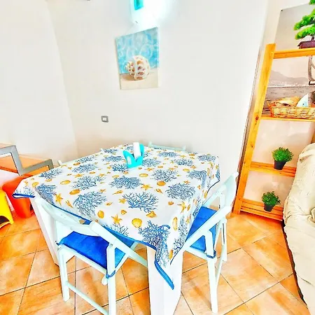 Monolocale Azzurro