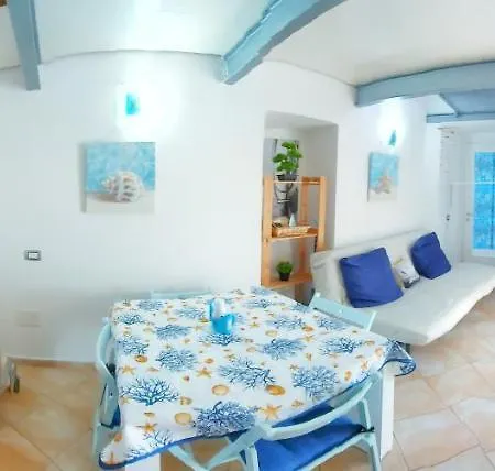 Monolocale Azzurro Lägenhet